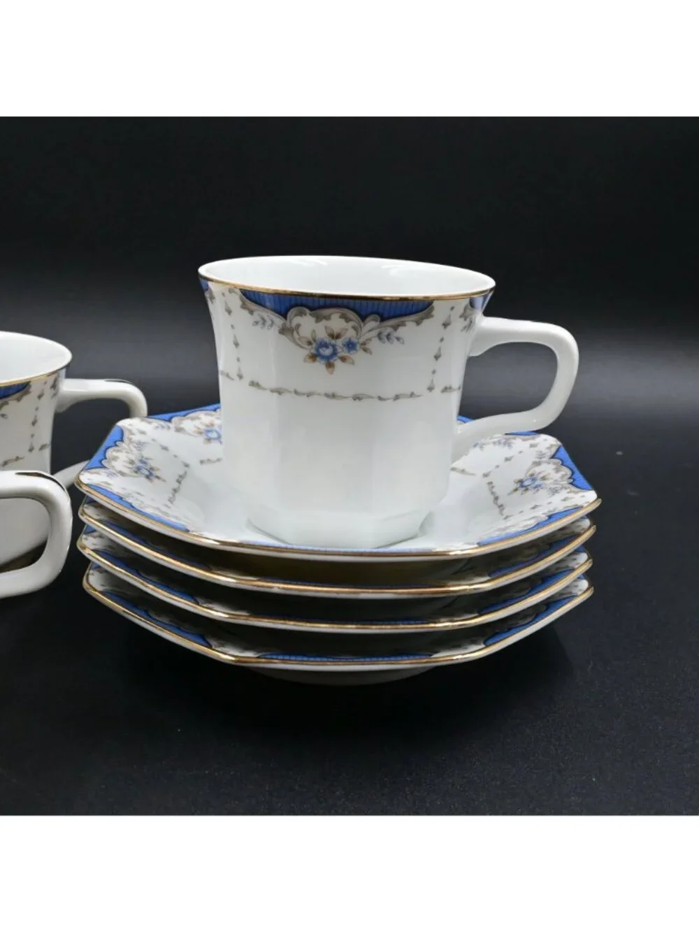 Seizan Mood Indigo 7936 Tea Cup & Saucer Set Octagonal Shape Set Of 4